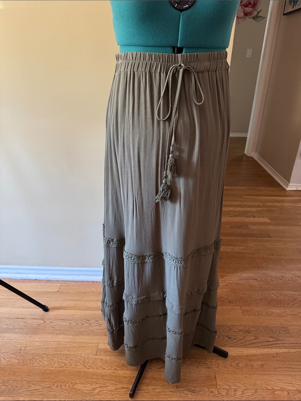 Women’s Olive peasant Maxi Skirt